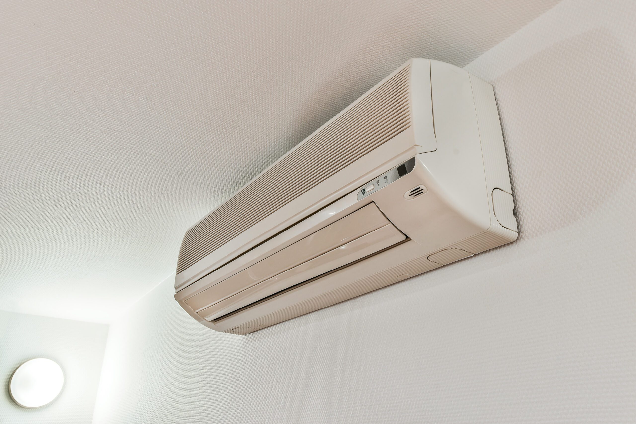 Essential Summer Air Conditioning Maintenance Tips for Year‑Round Comfort